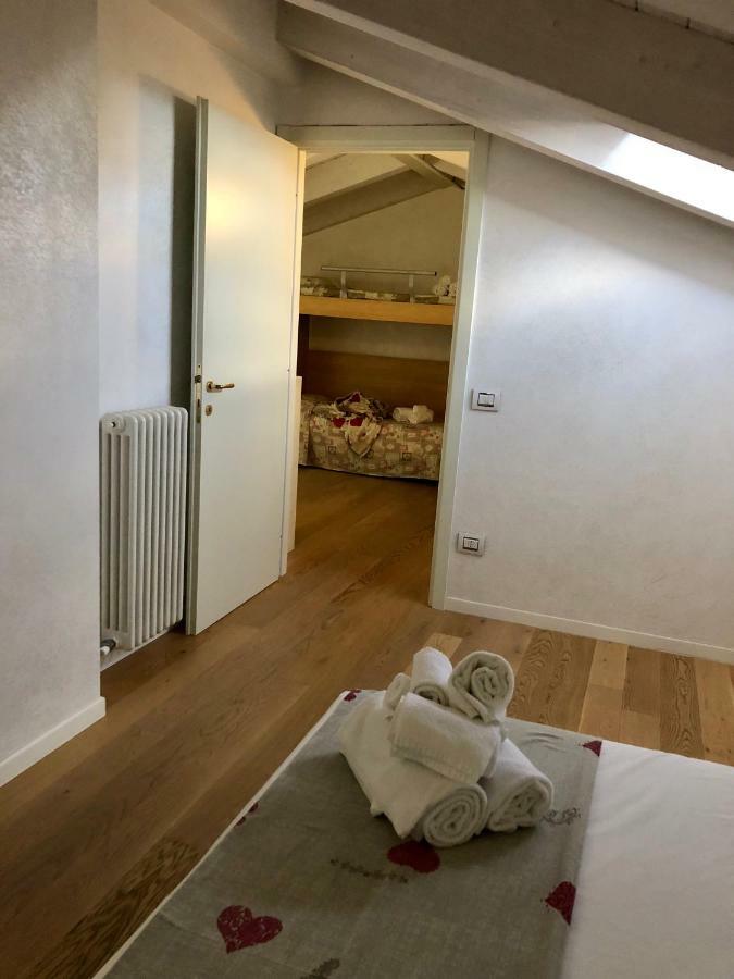 Appartamenti Agli Ulivi Peschiera del Garda Buitenkant foto