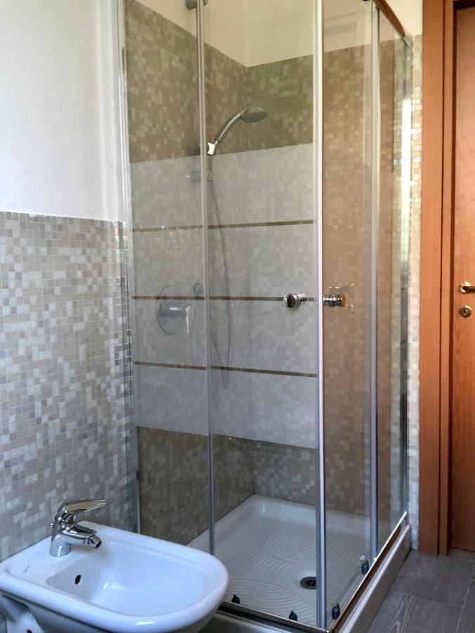 Appartamenti Agli Ulivi Peschiera del Garda Buitenkant foto