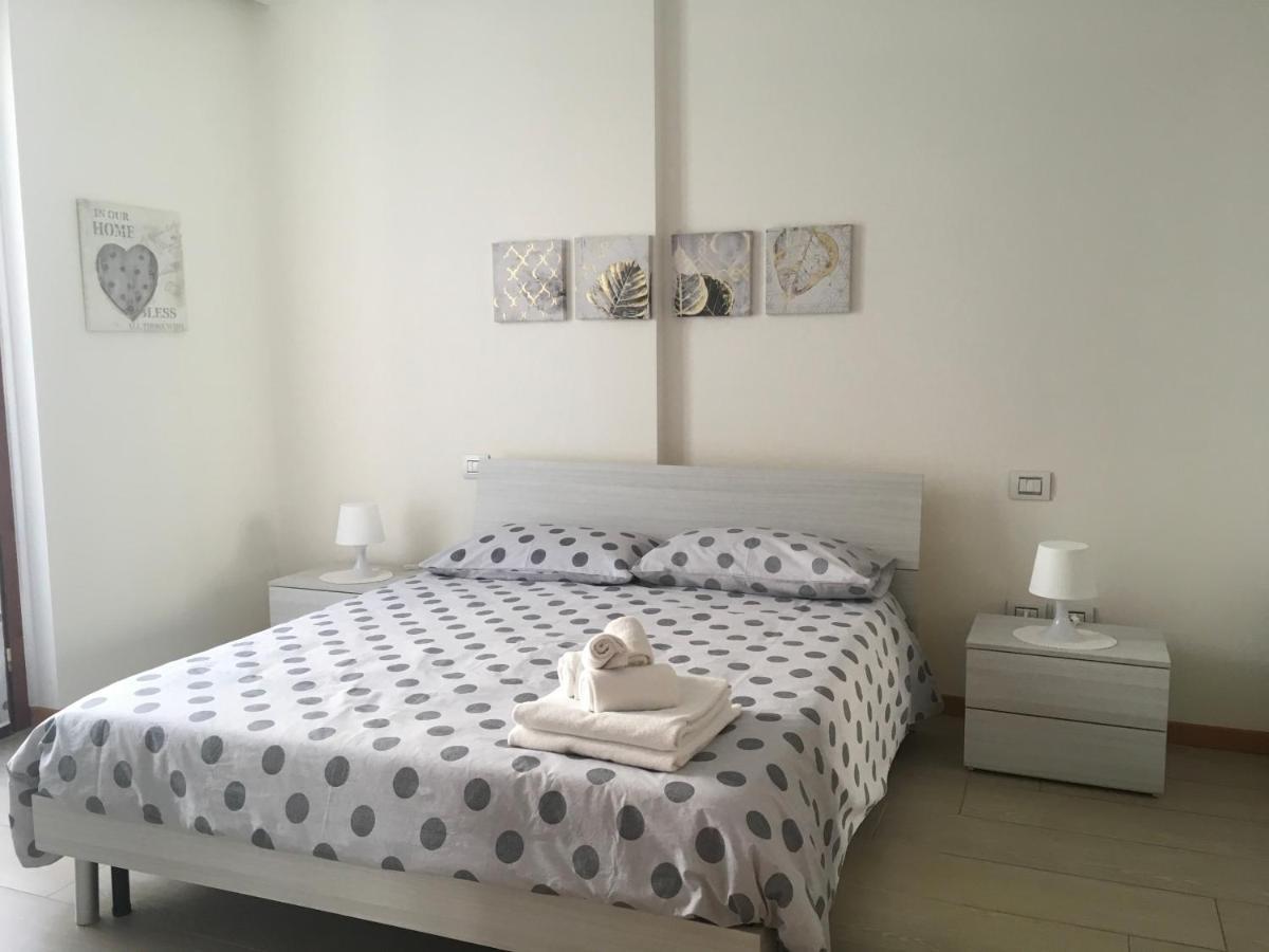 Appartamenti Agli Ulivi Peschiera del Garda Buitenkant foto