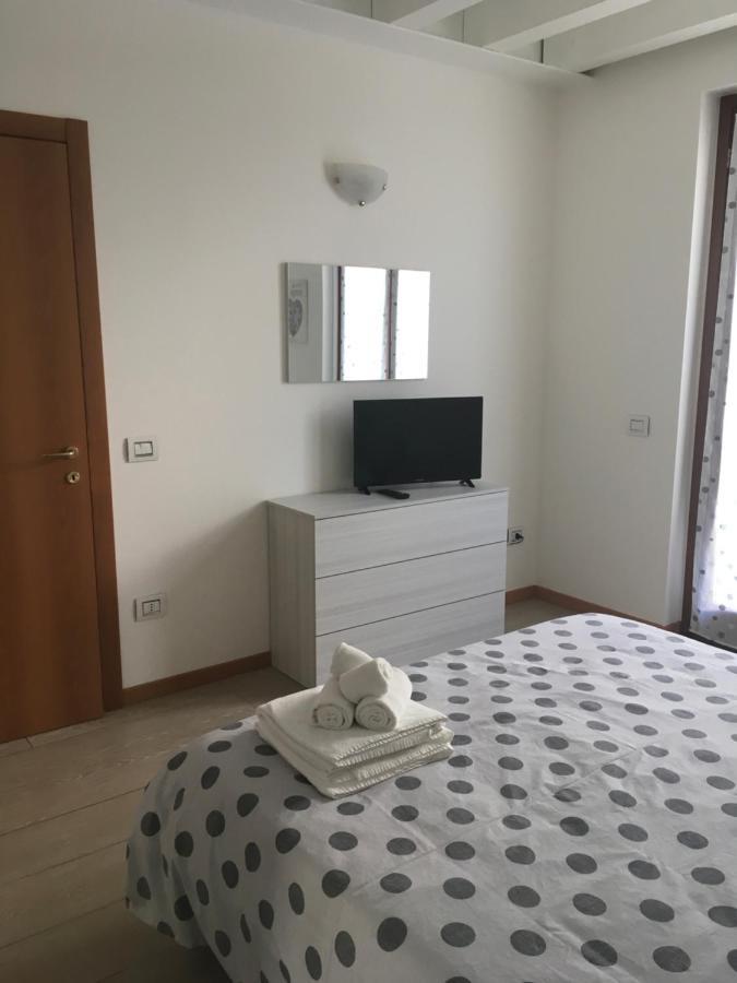 Appartamenti Agli Ulivi Peschiera del Garda Buitenkant foto
